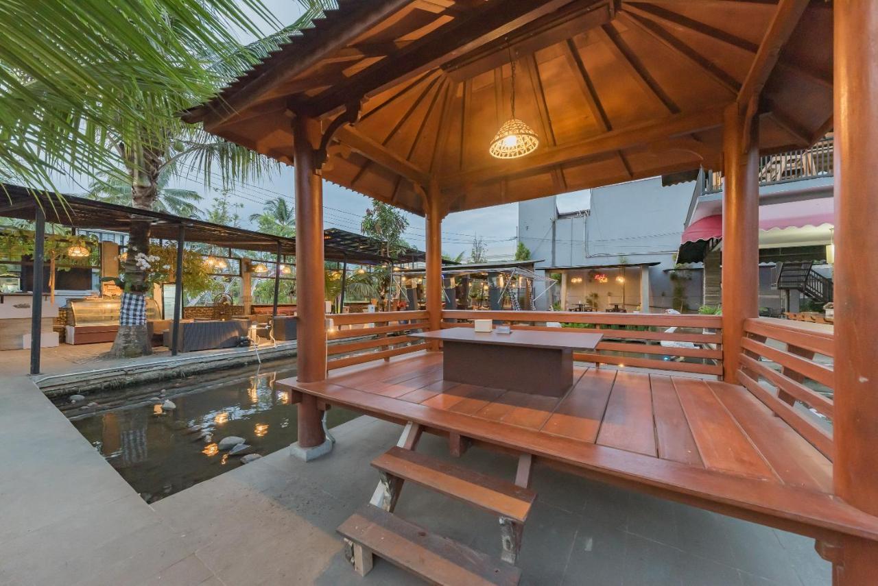 Urbanview Hotel Khayrizsan Tasikmalaya By Reddoorz Exterior photo